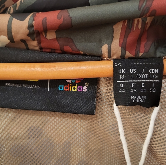 Adidas Originals CY7486 Pharrell Williams Hu Hiking Anorak Windbreaker Jacket L - Picture 4 of 4